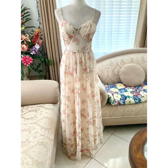 NEW City Studio Floral Dot Corset Maxi Gown in Light Yellow - Picture 3 of 12